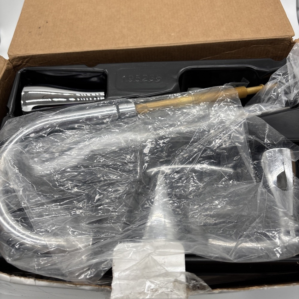 MOEN Essie 84716  High-Arc Widespread Chrome Bathroom‎ Faucet